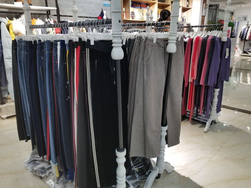 合肥服裝零售新風(fēng)尚 體驗(yàn)式消費(fèi)與深度折扣的完美融合